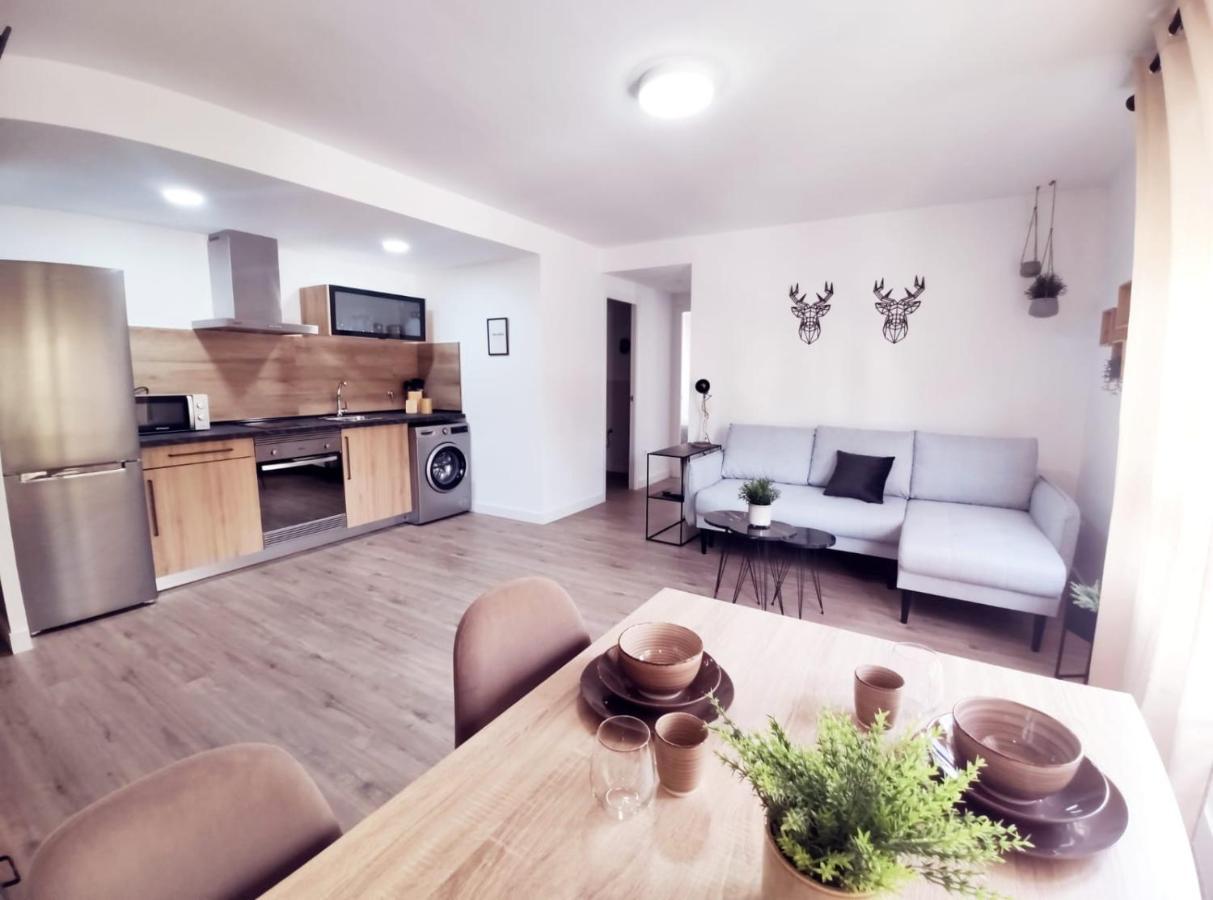 Apartamento Collarada Jaca Exterior photo